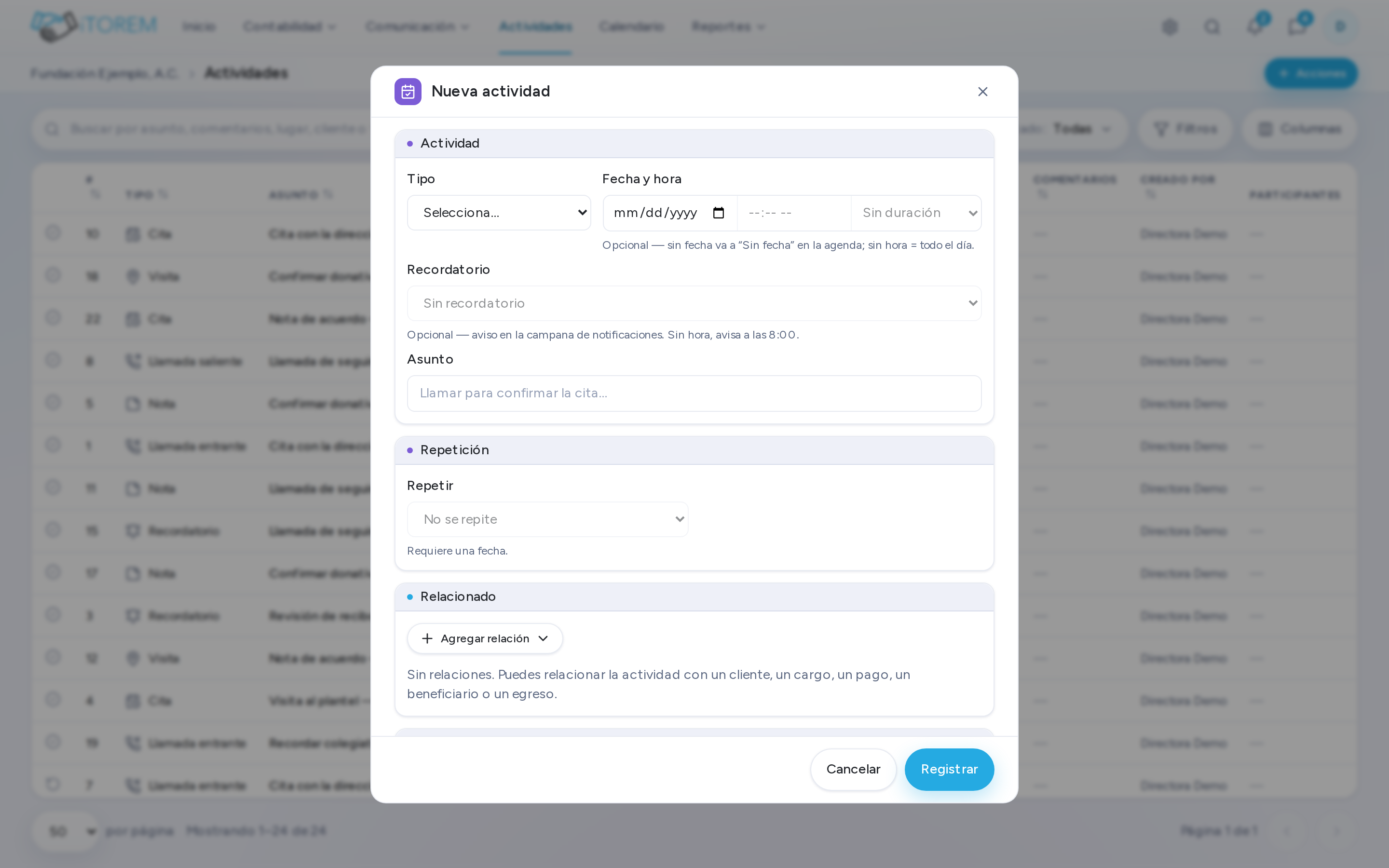 El diálogo Nuevo Evento CRM con tipo, fecha, personas y relaciones.